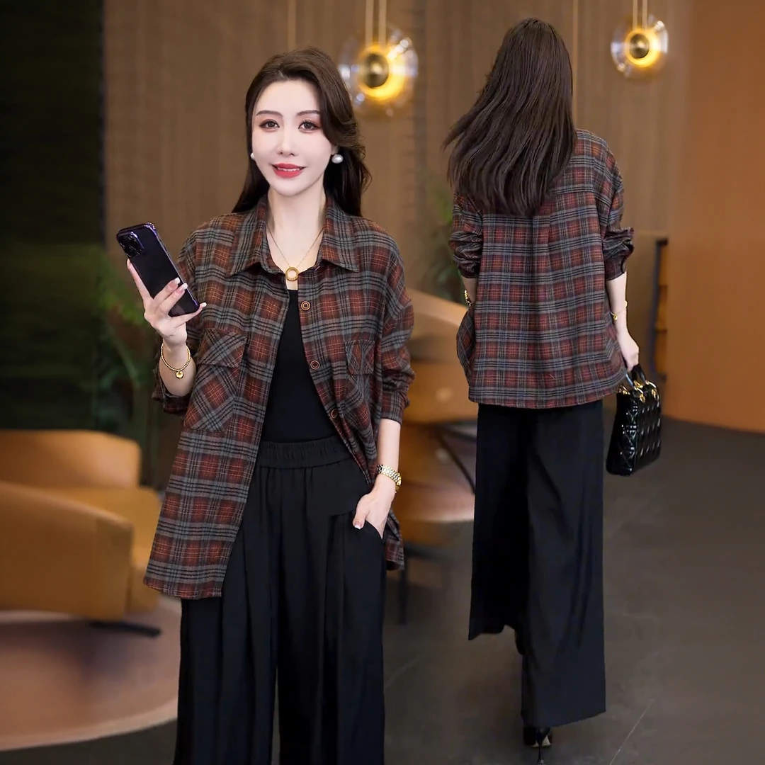 时尚格子衬衫女2025秋季新款韩版大码宽松洋气显瘦大龄长袖外套潮