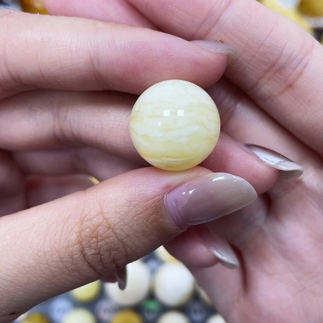 琥珀未镶嵌裸石15.8mm虎皮 瑕 204