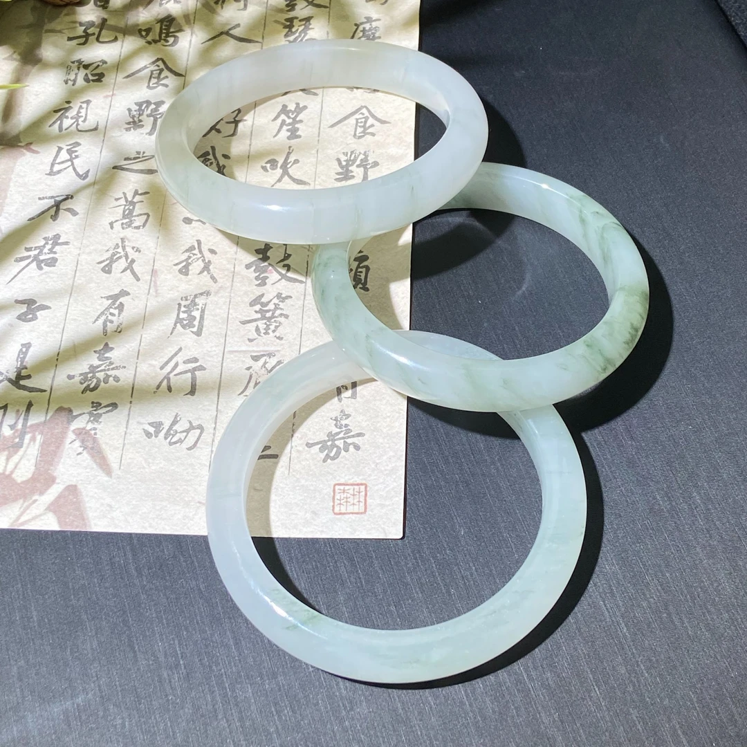 【慧儿专属】天山翠手镯多样性发一2412280018