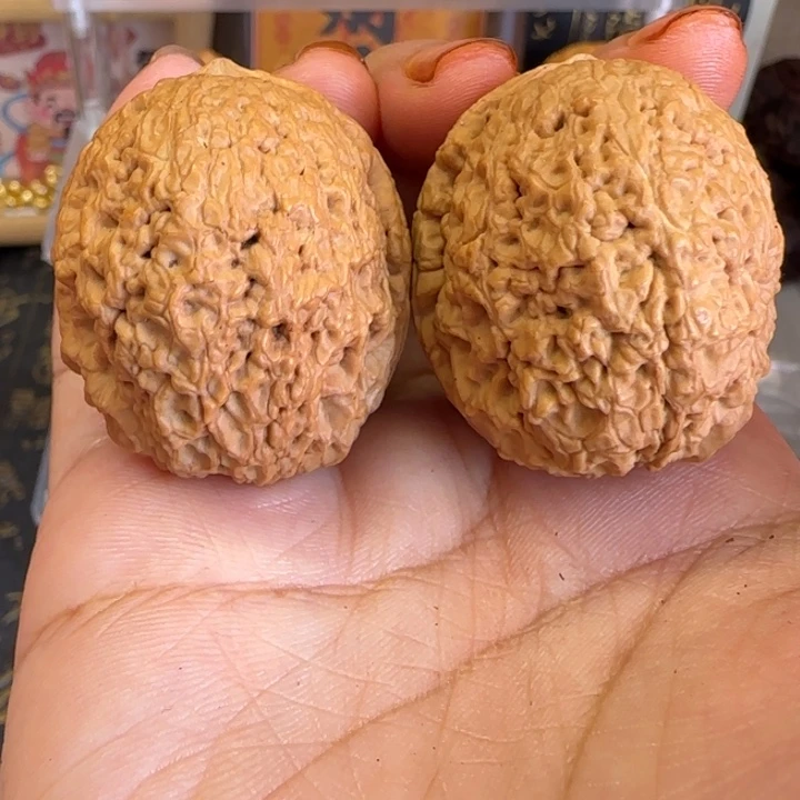 吊坠文玩核桃脑纹小金刚39