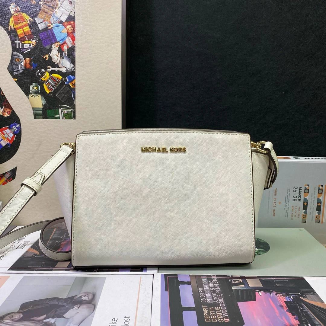 95新 MICHAEL KORS/迈克高仕 23356斜挎包22*17