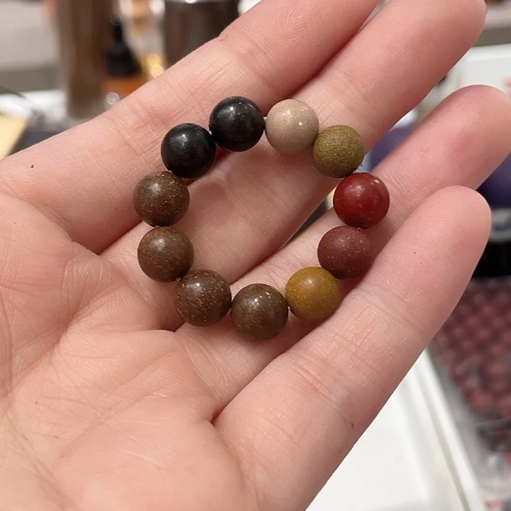 泥塑合香珠小十一指捻