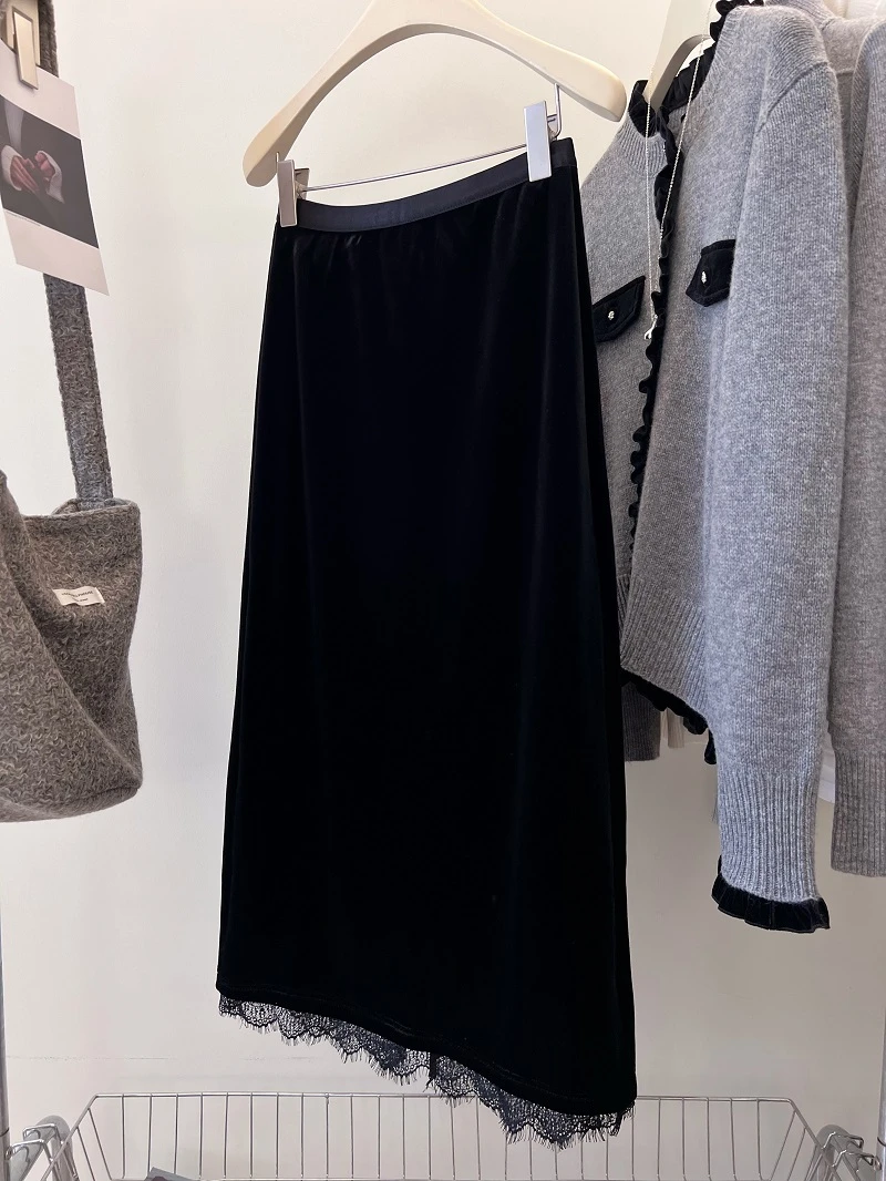 2025年秋季轻熟风睫毛蕾丝高品质松紧腰侧开衩A字丝绒裙半身裙女