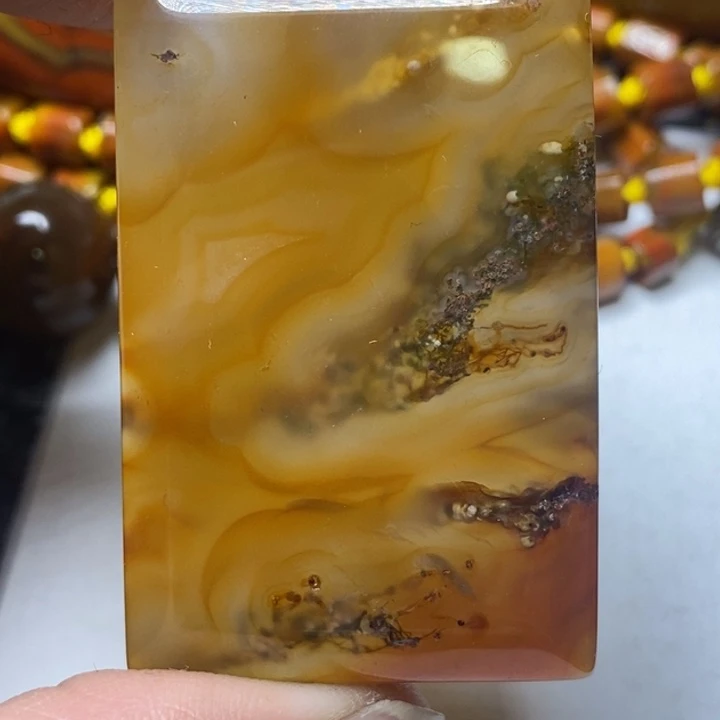 玛瑙/玉髓颈饰未镶嵌金*哥