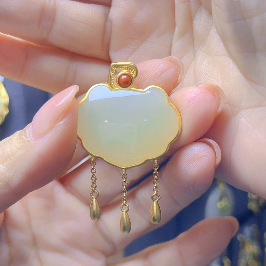 和田玉银S925镀金镶嵌颈饰