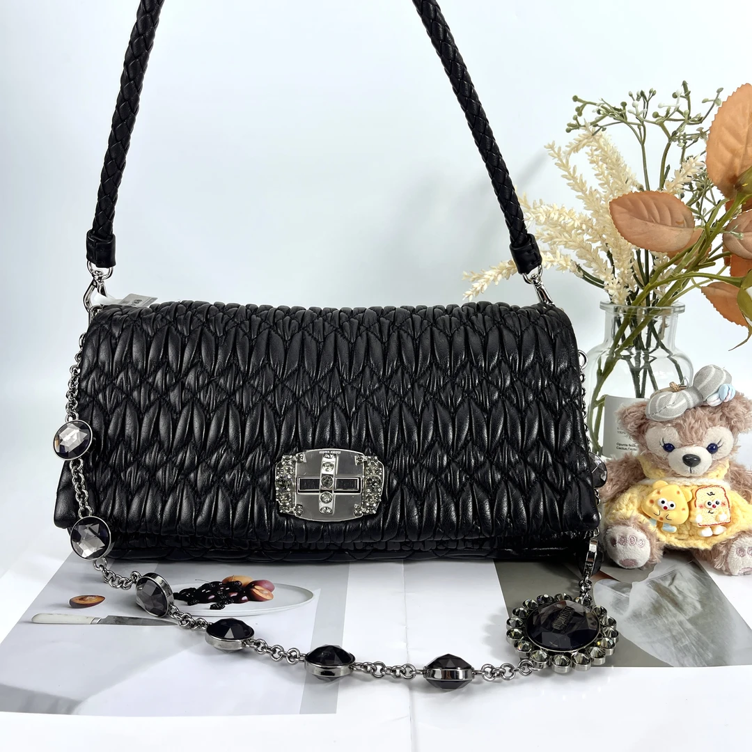 95新 MIU MIU/缪缪 胖虎曼曼/缪缪/95新/公价0/箱包/两用包/31B25