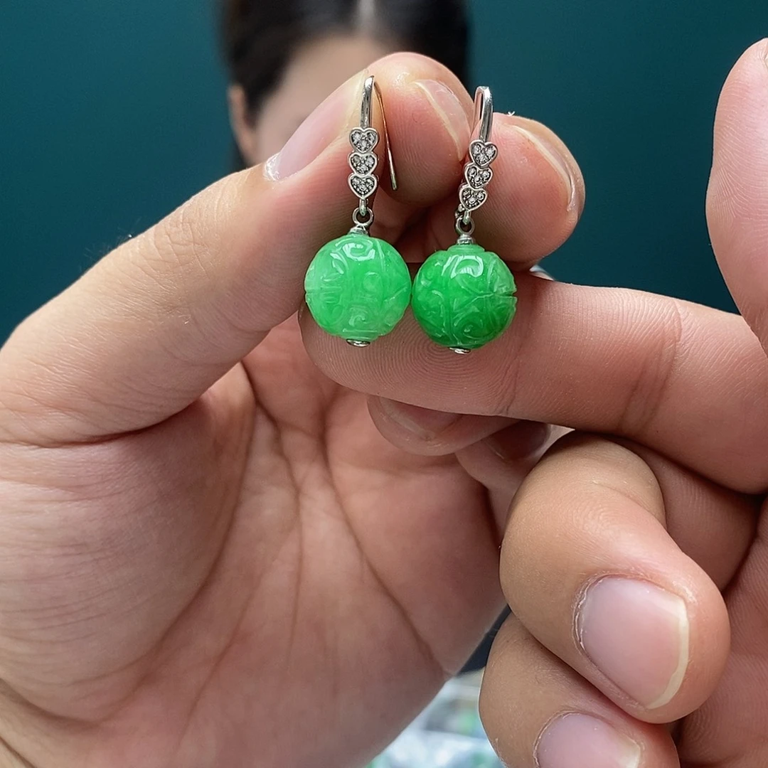 翡翠未镶嵌戒指88