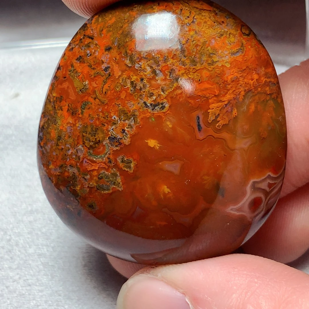 亿***成玛瑙/玉髓未镶嵌战国红