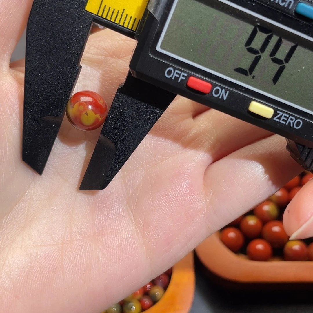 南红玛瑙未镶嵌圆珠