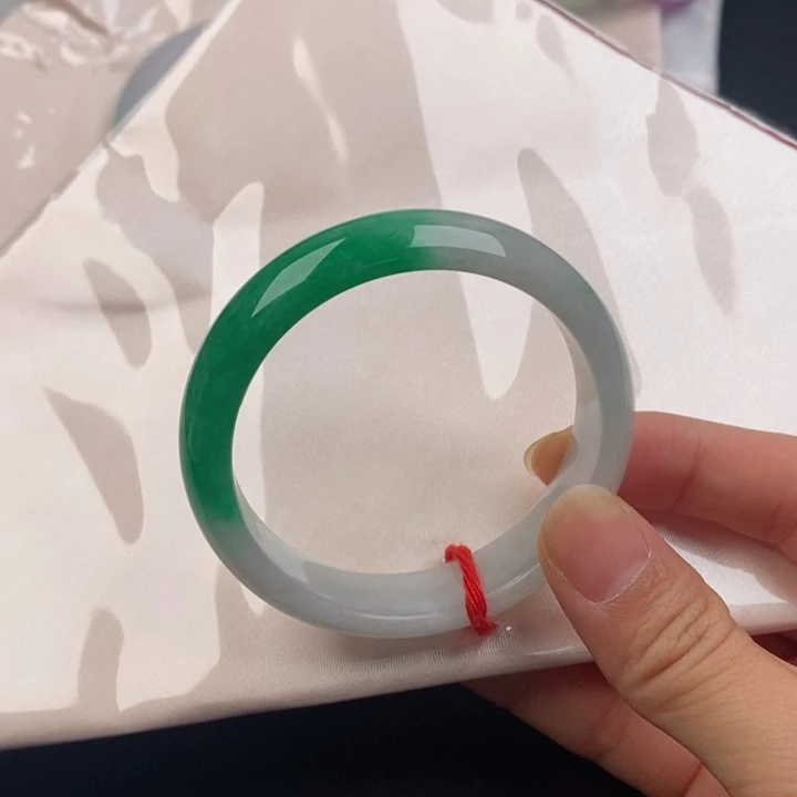 王***仙拍哪个发哪个，以实物为准