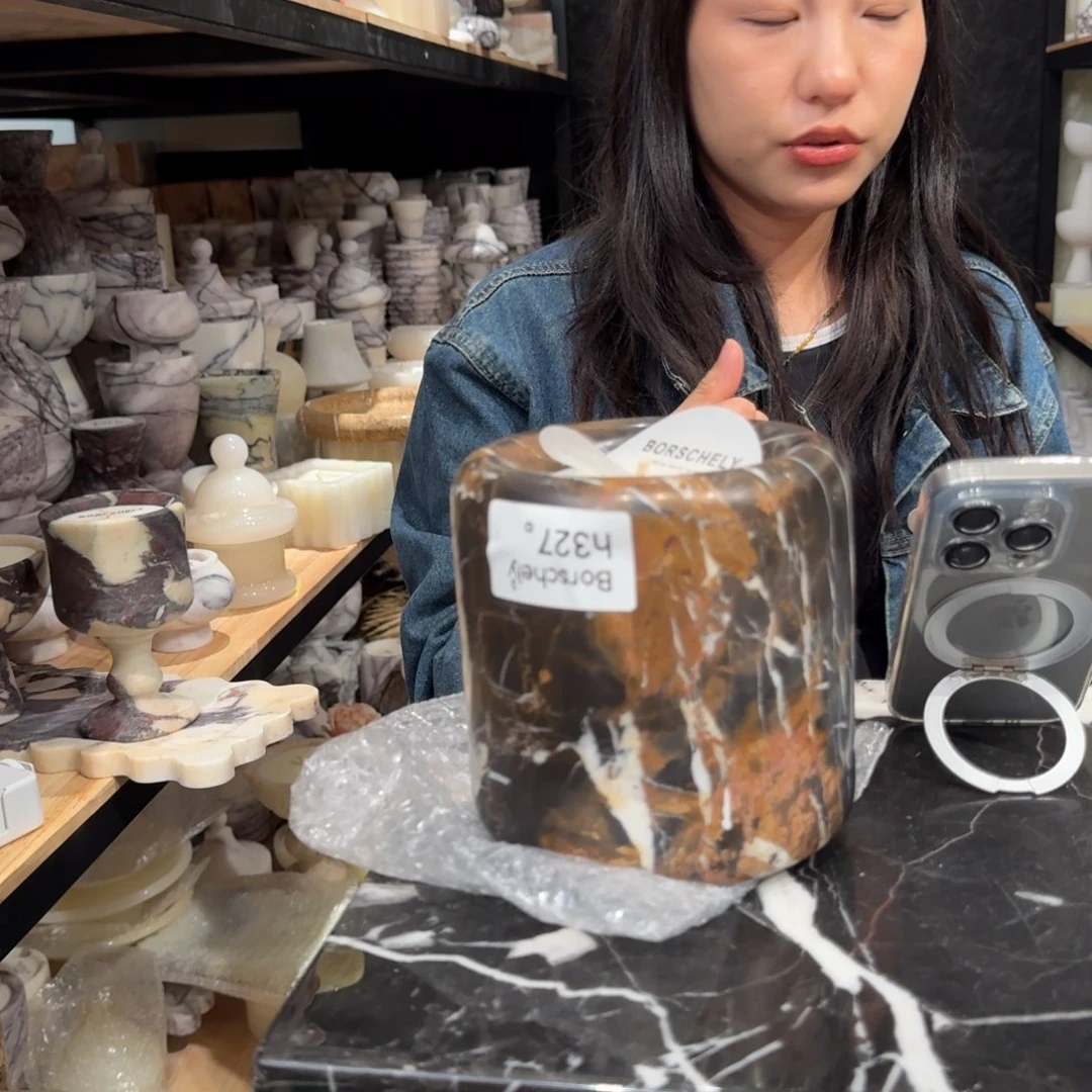 大理石 h327。      人间