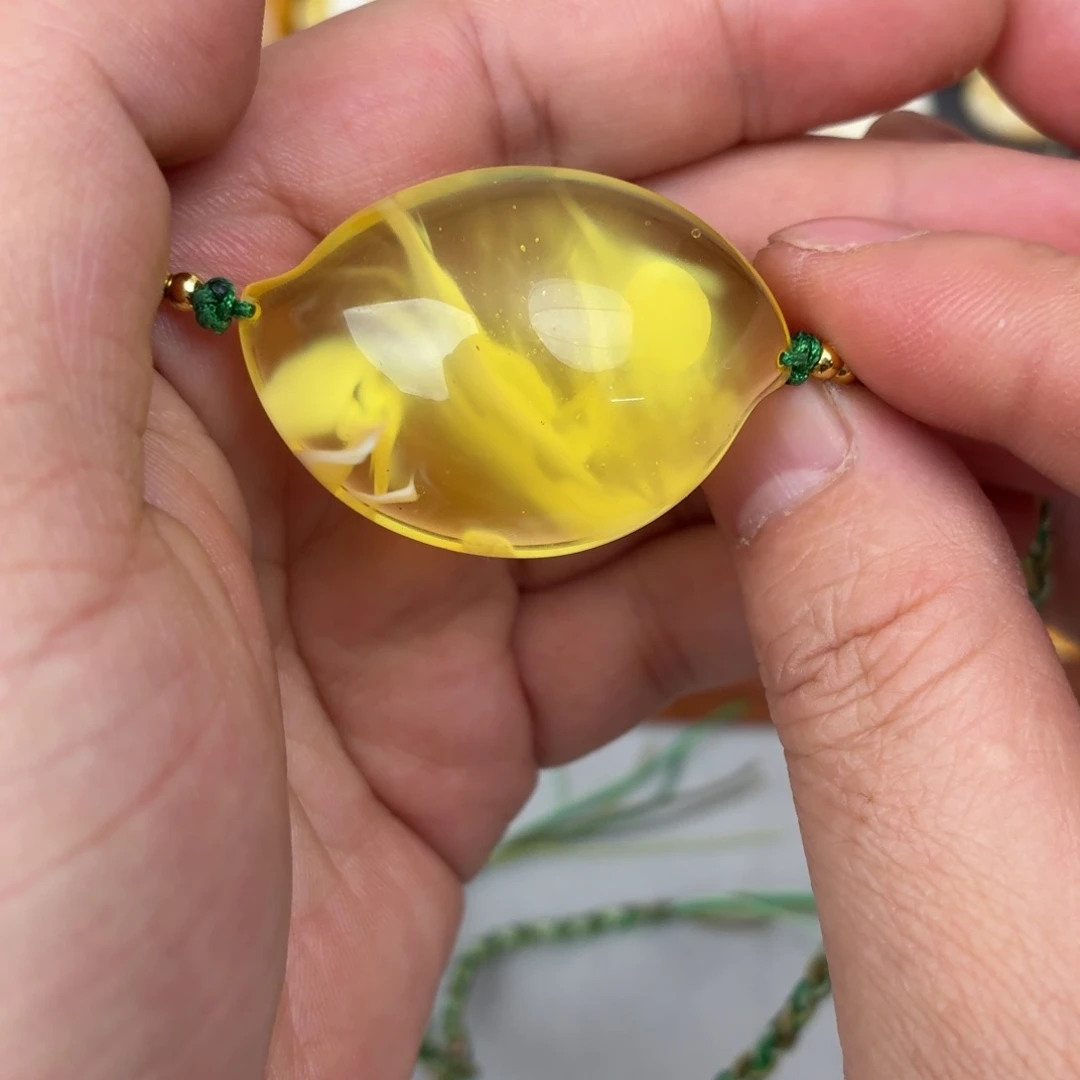 蜜蜡未镶嵌吊坠(不含链)