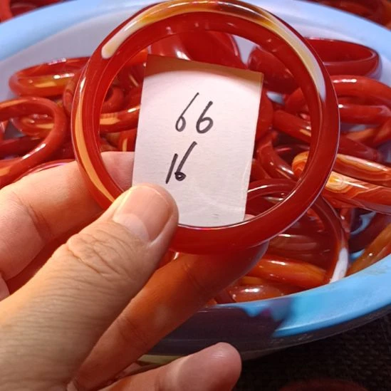 玛瑙/玉髓未镶嵌手镯