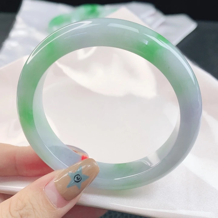 翡翠未镶嵌手镯缅甸56.6飘阳绿正圈