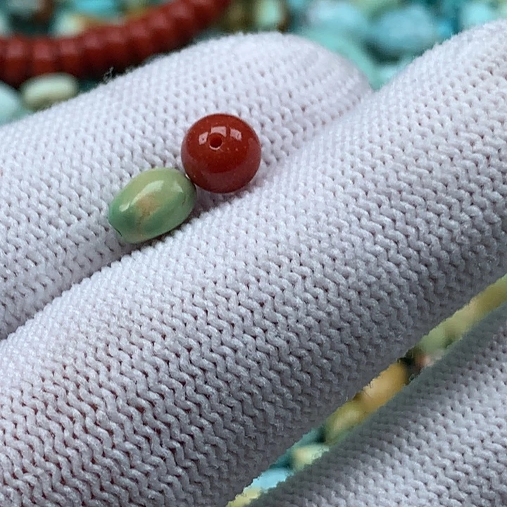 南红玛瑙未镶嵌珠宝奇石