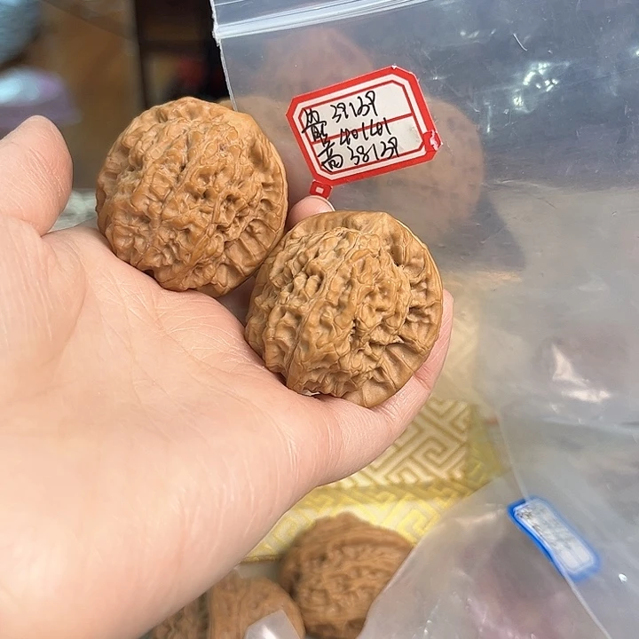 文玩核桃把件非嫁接马老四
