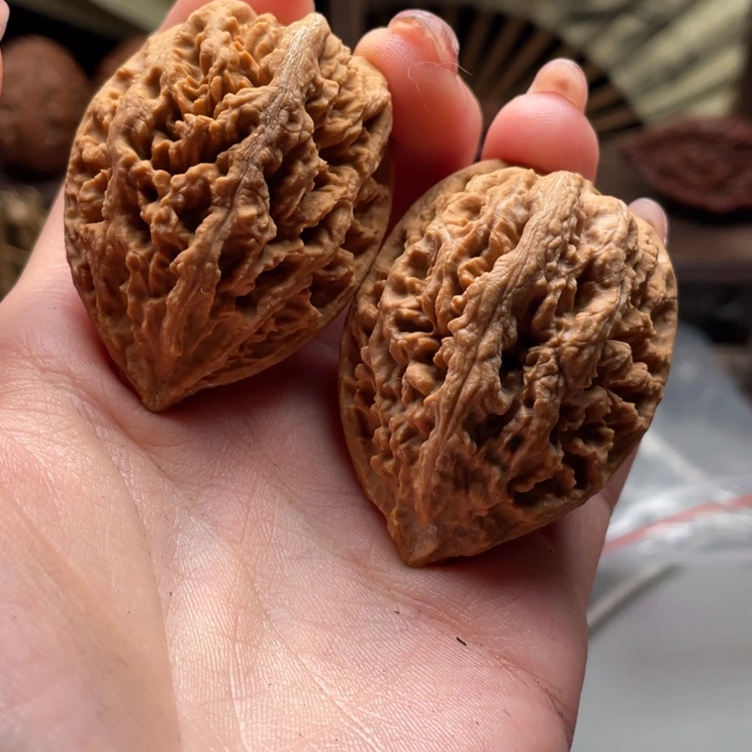 文玩核桃把件楸刀鱼122