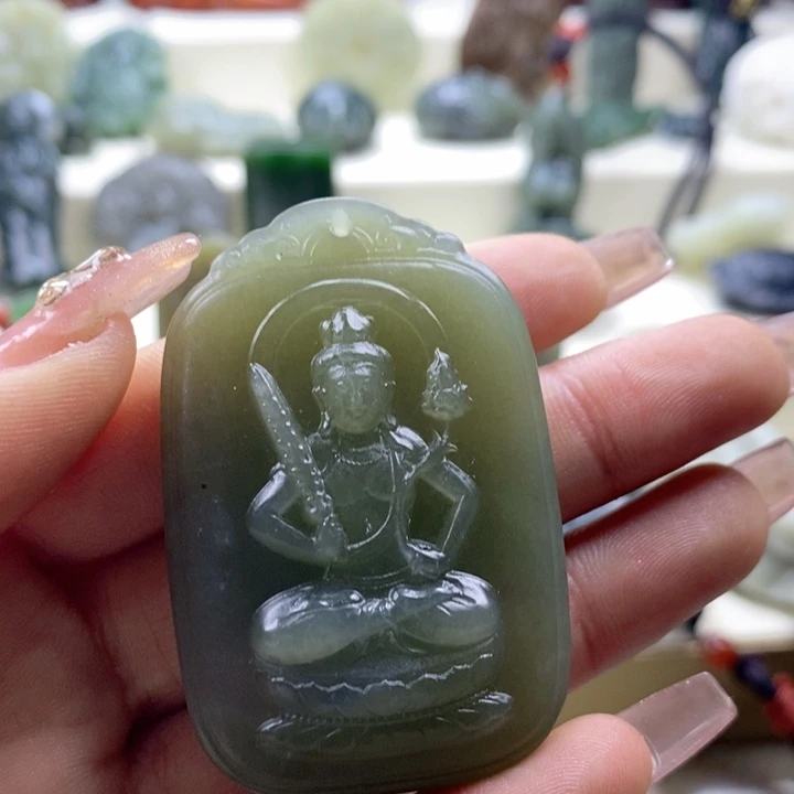 和田玉颈饰未镶嵌境**生