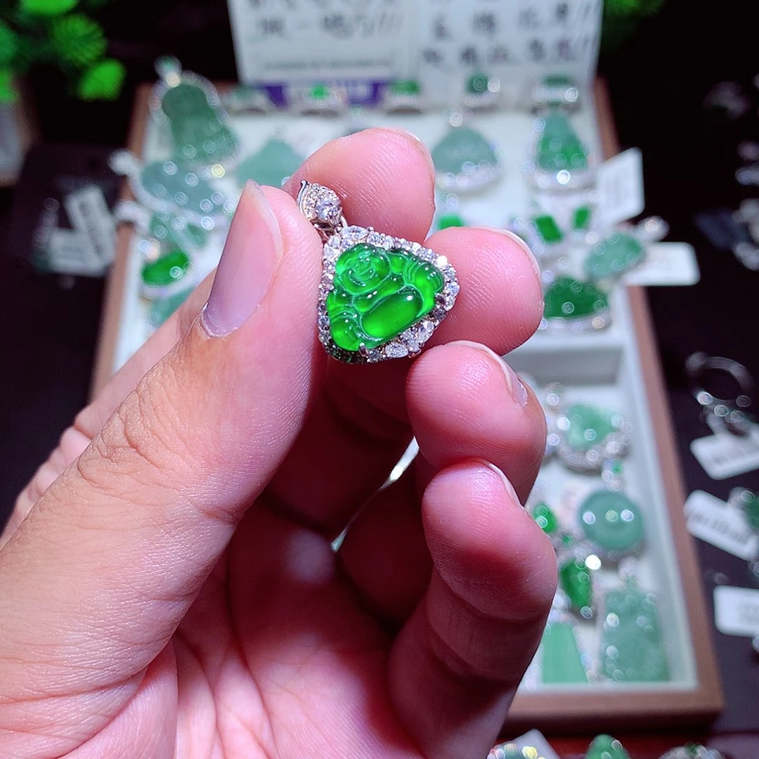 颈饰未镶嵌翡翠翡翠