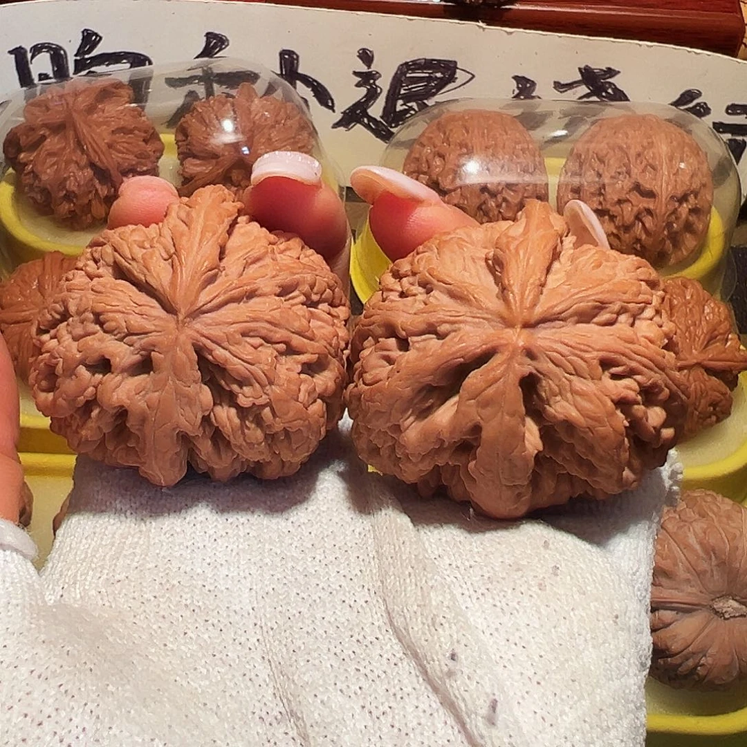 文玩核桃吊坠大粗筋异形