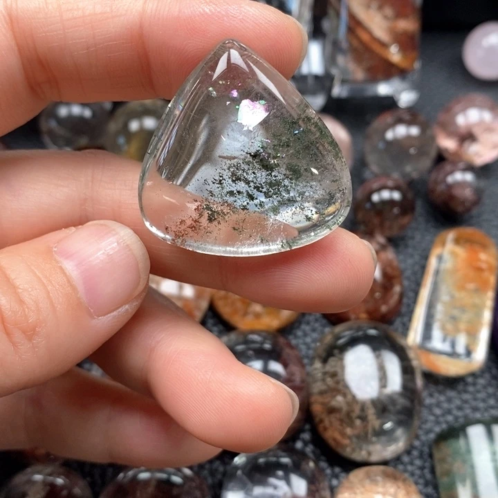 未镶嵌颈饰水晶水晶