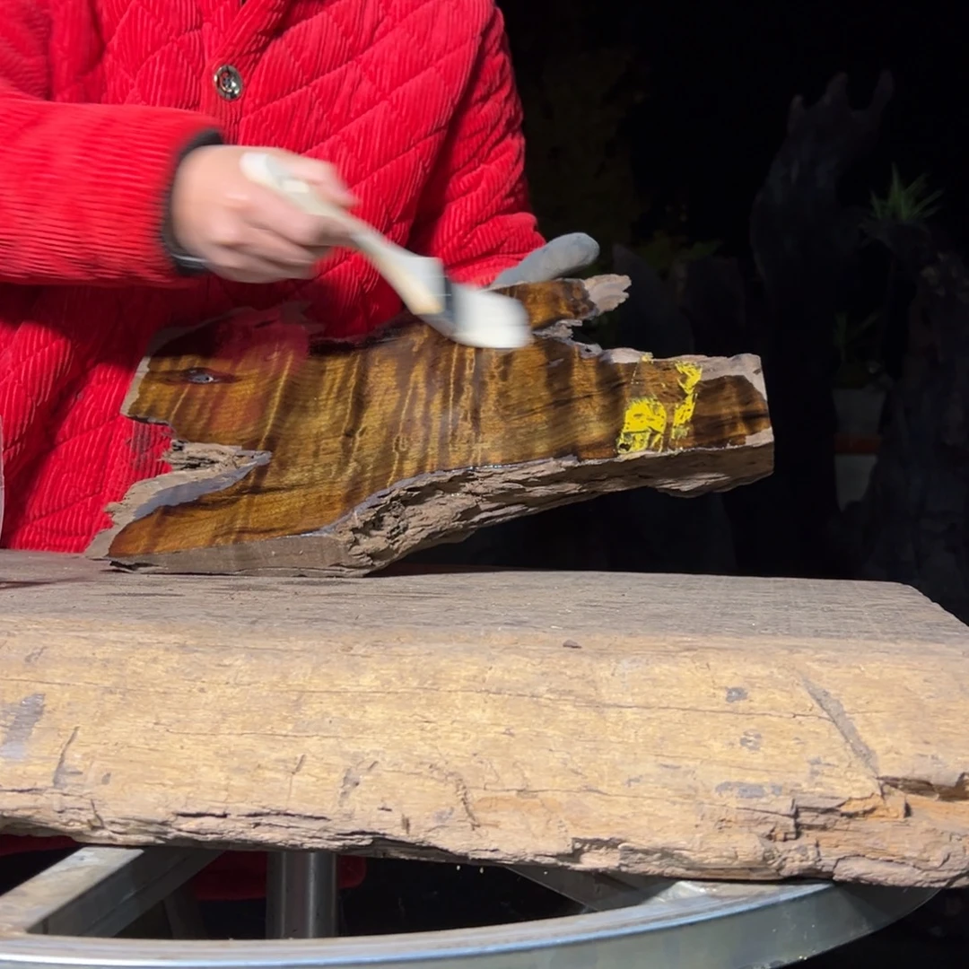 谢***总楠木金丝楠木根料摆件等