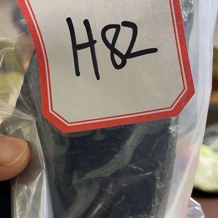 炫****蛇纹石玉未镶嵌纯天然岫玉