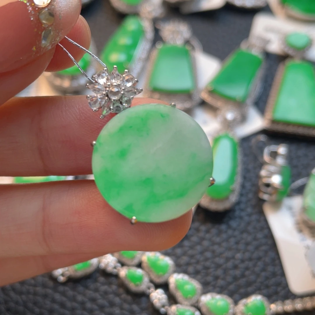 翡翠银S925镶嵌颈饰