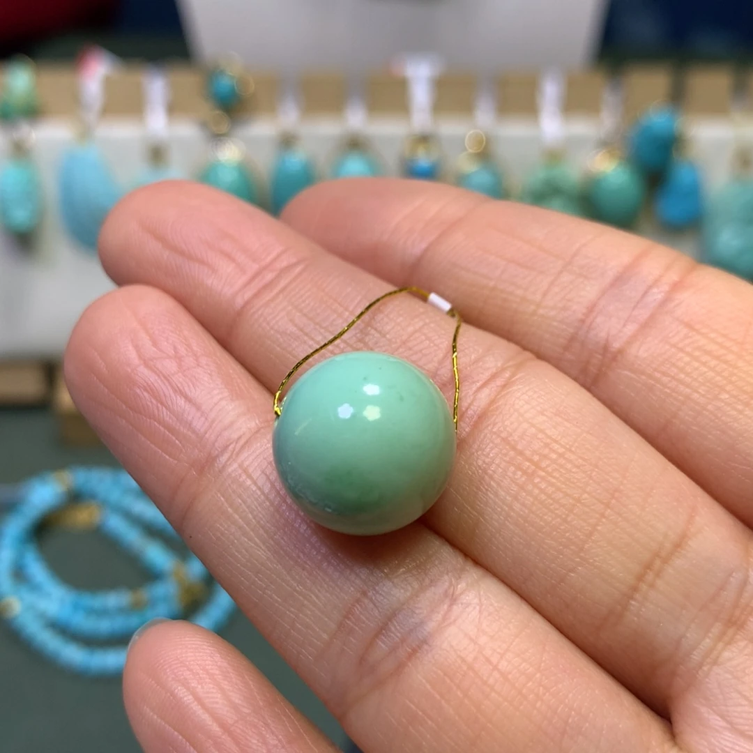 绿松石配饰未镶嵌