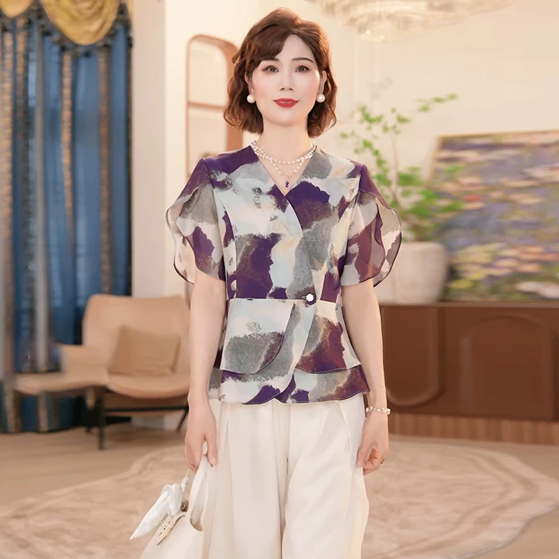 2025新款洋气中老年女装两件套中年妈妈夏季新款小衫t恤上衣套装