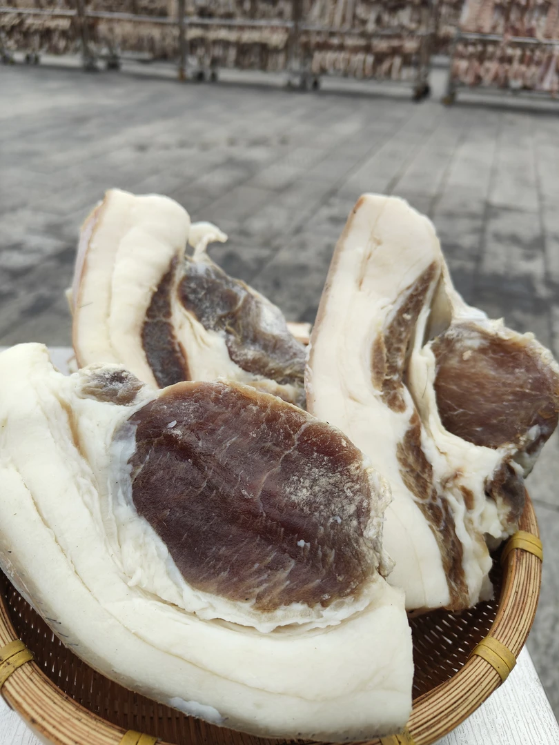 安徽金寨特产农家腌制土猪咸肉腊肉安徽特产偏肥无骨肋条头