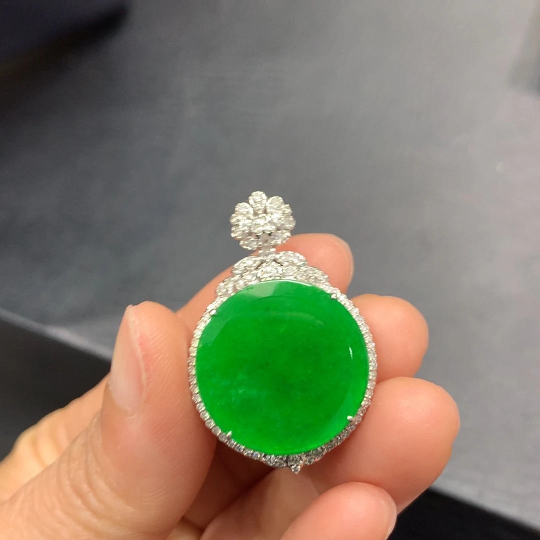 翡翠18K金镶嵌吊坠(不含链)