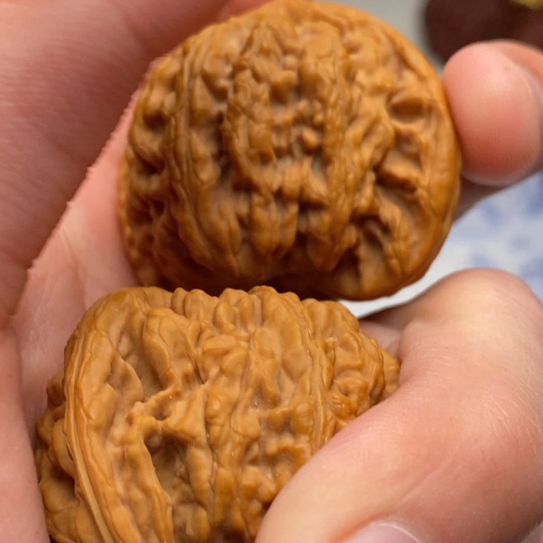 正***经把件文玩核桃岳尊