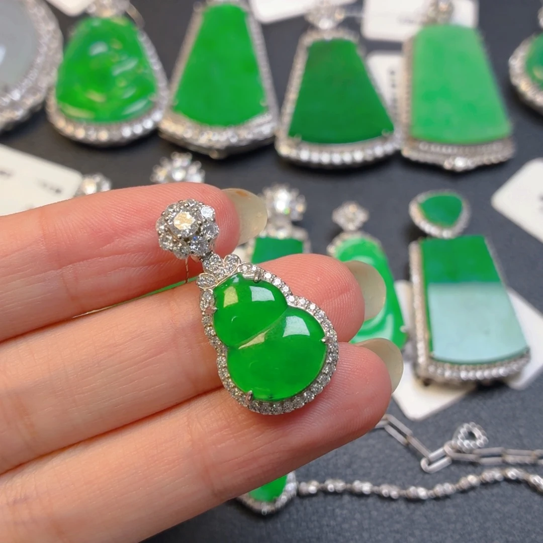 翡翠银S925镶嵌颈饰