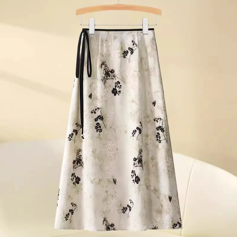 拉夏贝尔薄款印花法式气质半身裙2025年春秋时尚显瘦复古碎花长裙