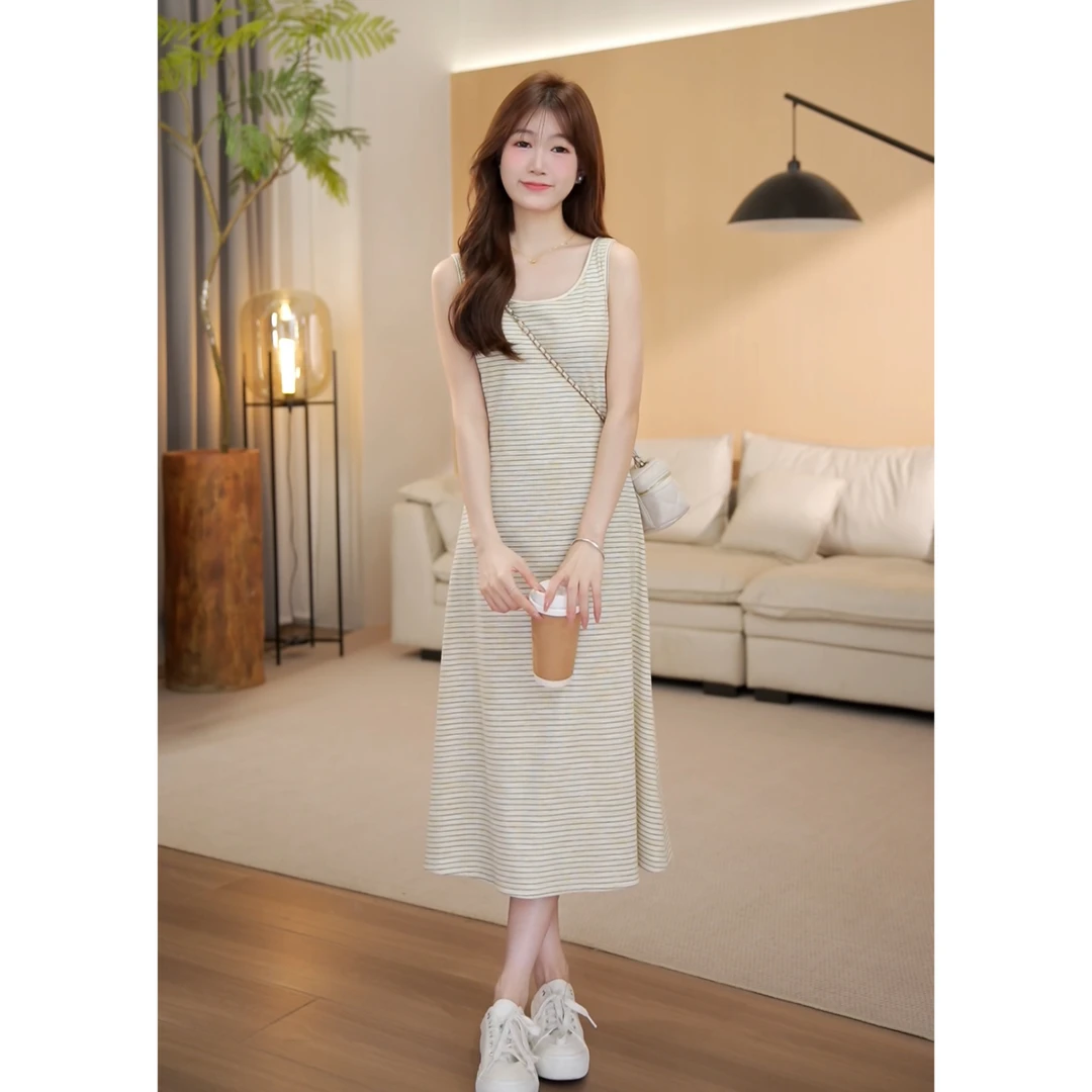 （周周小个子）春季新款无袖显瘦百搭条纹优雅法式连衣裙-8258