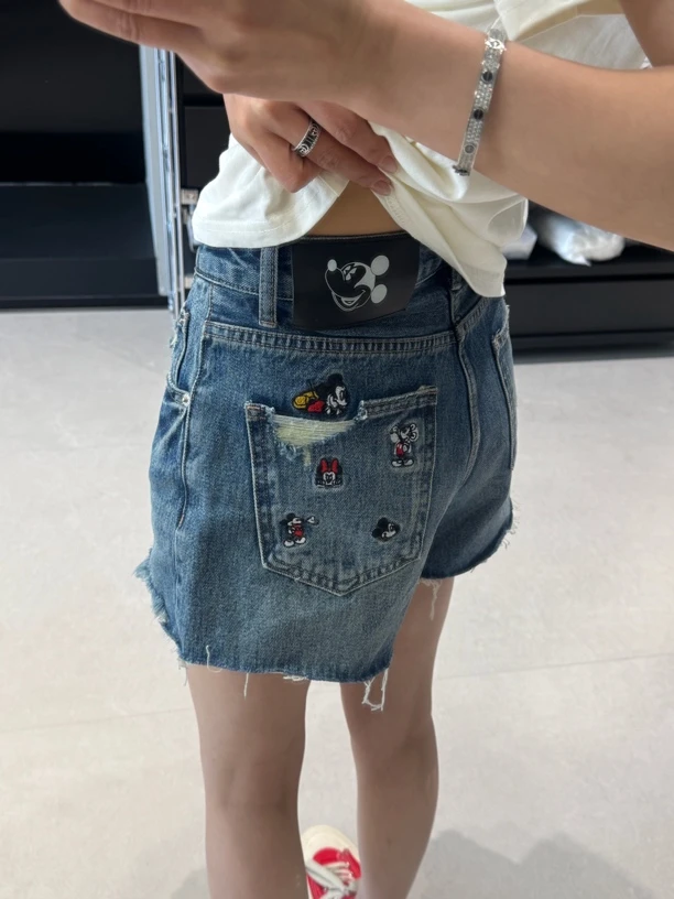 Z刺绣米妮三分牛仔短裤12209