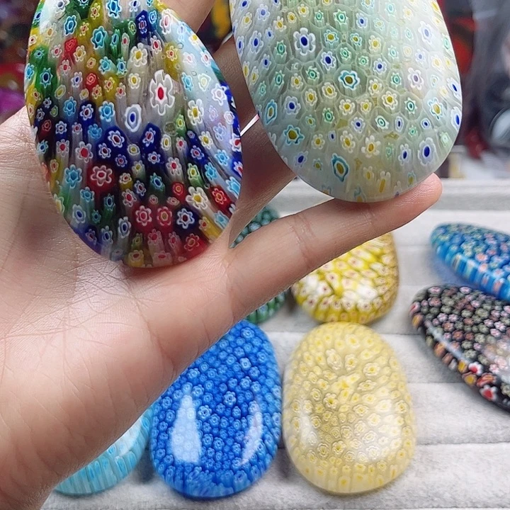 用***7玛瑙/玉髓未镶嵌耳环