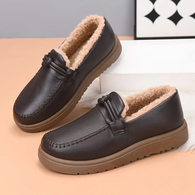 豆豆鞋冬季加绒老人鞋室内防滑耐磨毛毛豆豆鞋软底百搭女士妈妈鞋