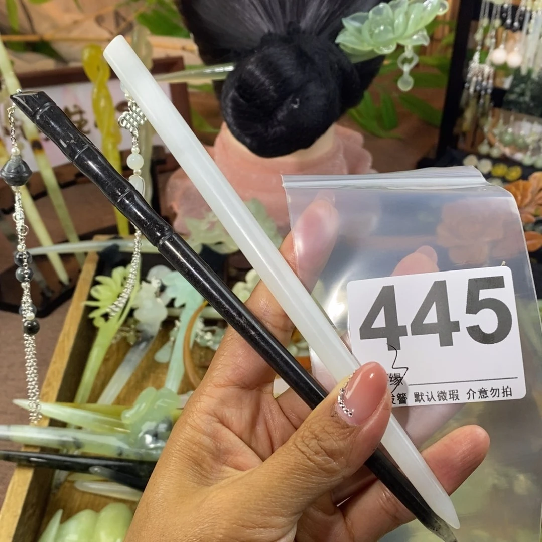蛇纹石玉未镶嵌发饰天**心