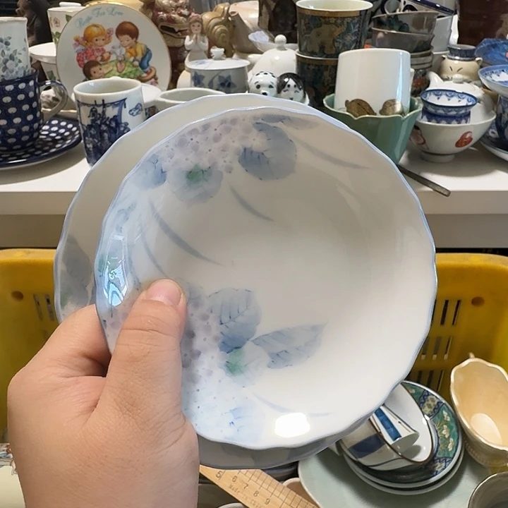 鱼**?鱼面包中古瓷器哦