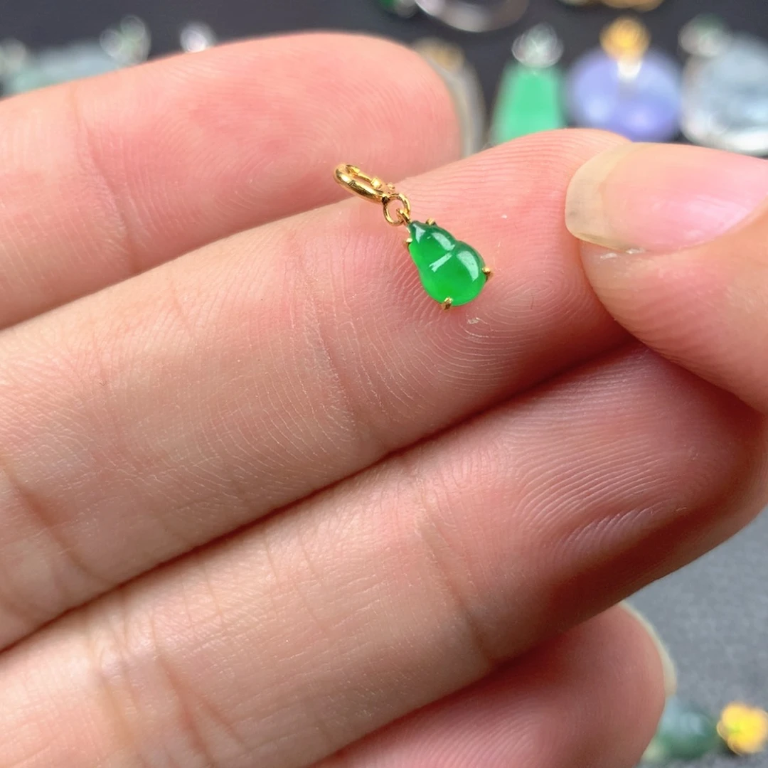 【闪购商品】翡翠18K金镶嵌颈饰翡翠