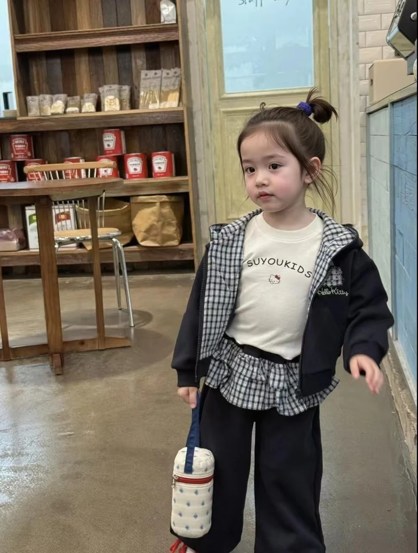Q707 (NO退换) 刺绣开衫套装 LUOLA品牌童装