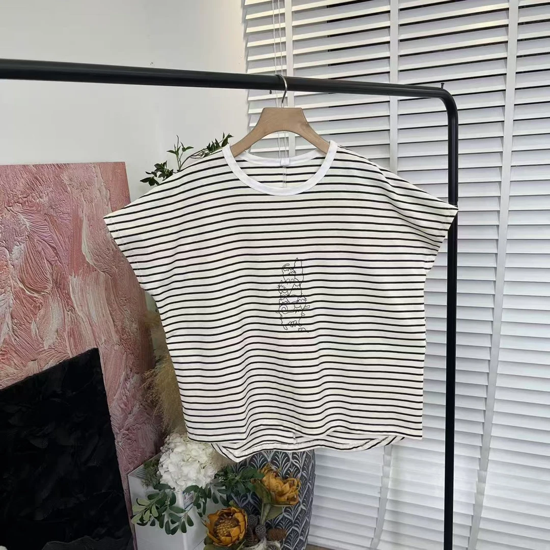 休闲百搭色织「条纹刺绣卡通圆领」无袖T恤女E5832