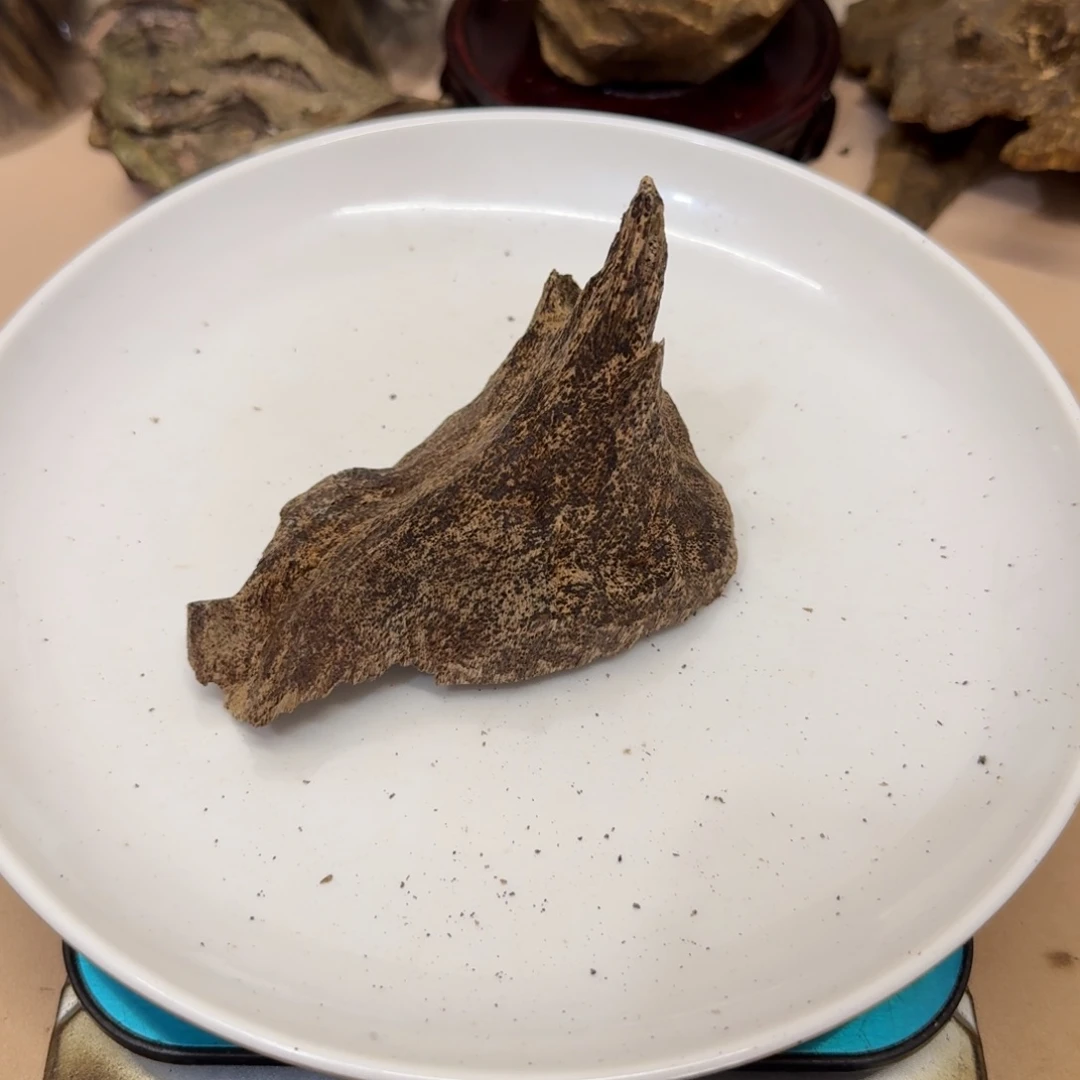 沉香碎屑沉香海南国香凿口料12克