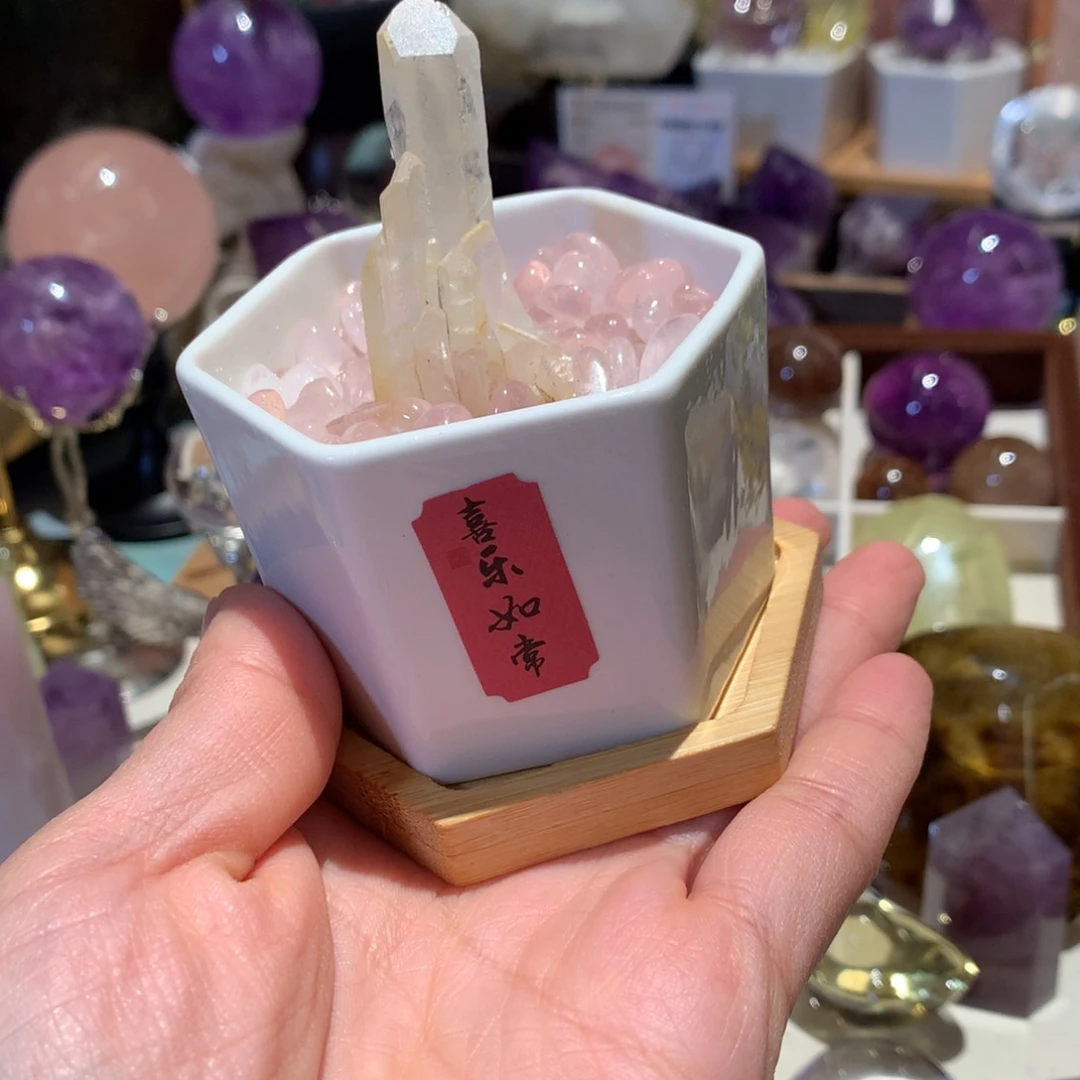 水晶手握未镶嵌原石