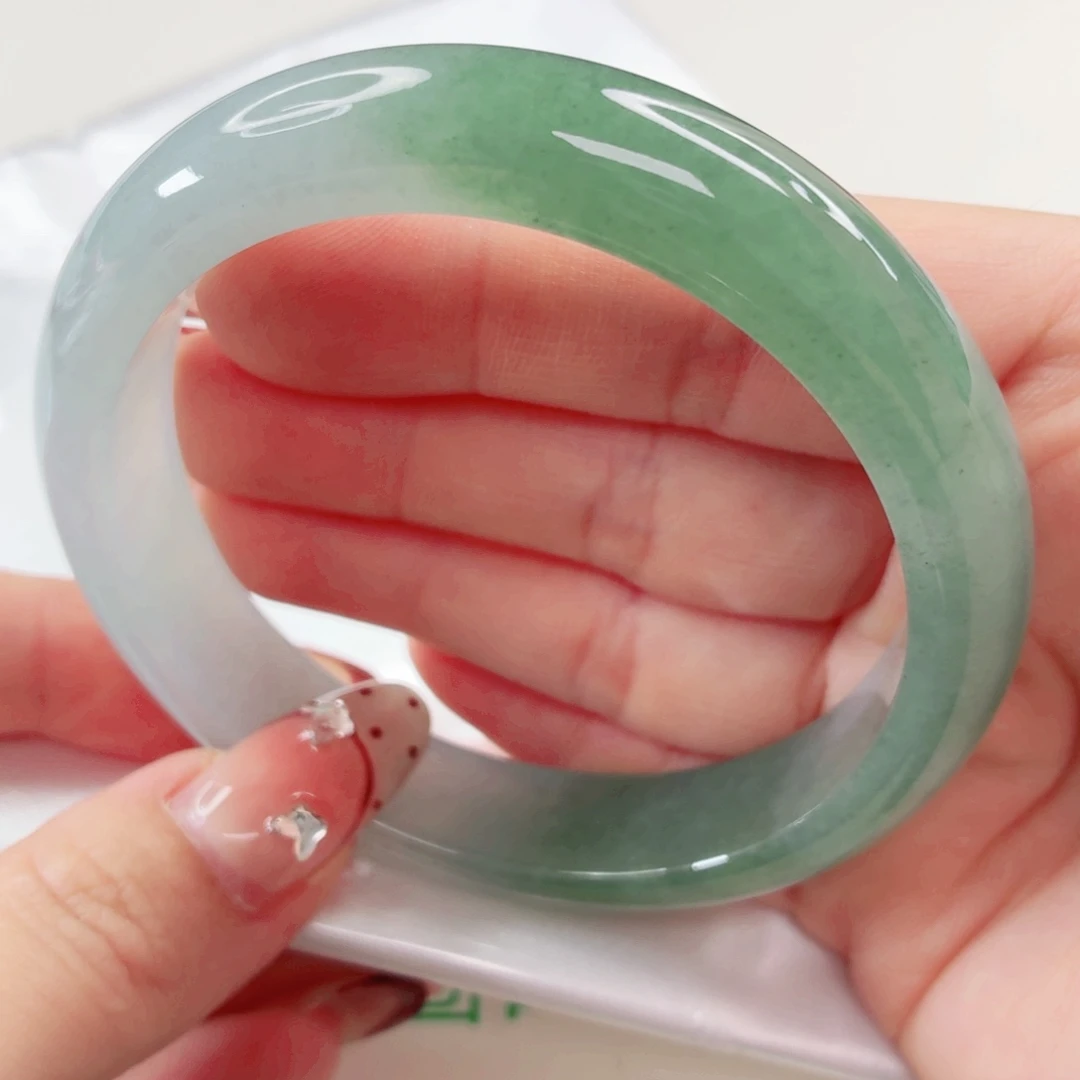 翡翠未镶嵌手镯缅甸天然A货翡翠60.7