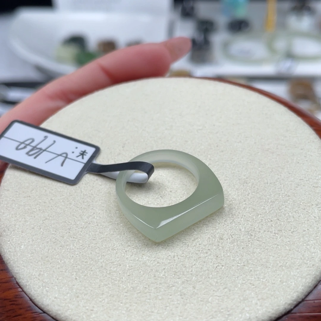 和田玉未镶嵌戒指O2浅晴马鞍16.4