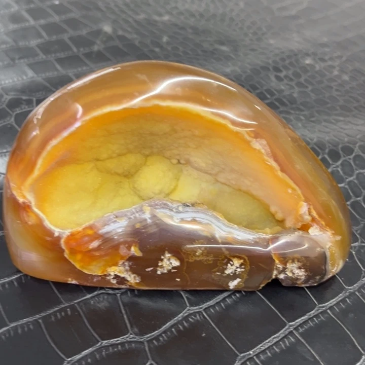 珠宝半成品水晶未镶嵌