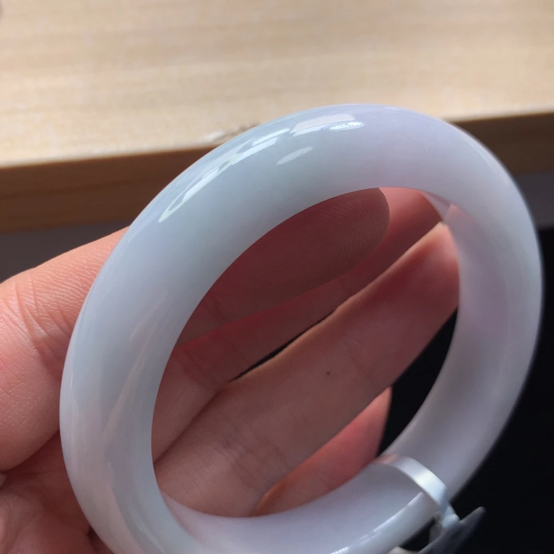 未镶嵌手镯翡翠手镯